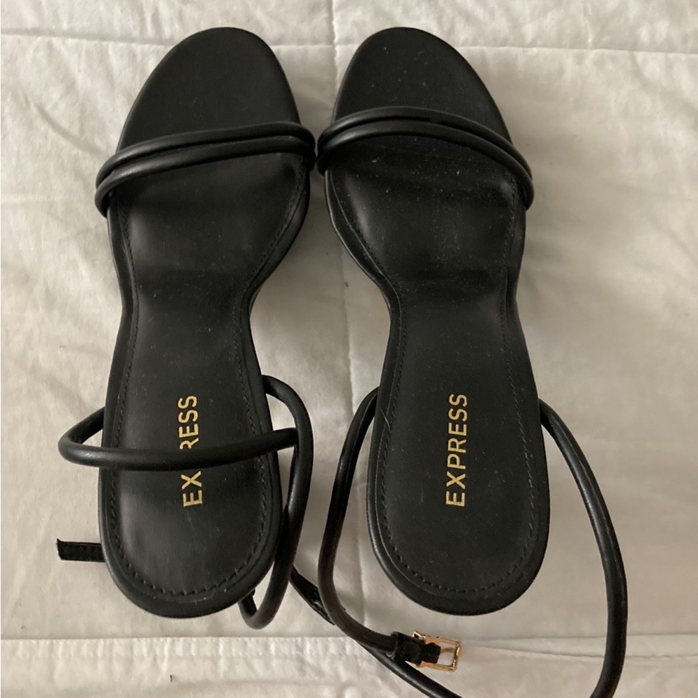 Express heels